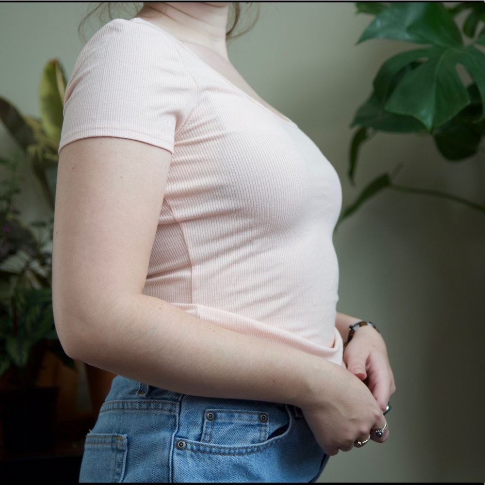 Baby pink ribbed t-shirt